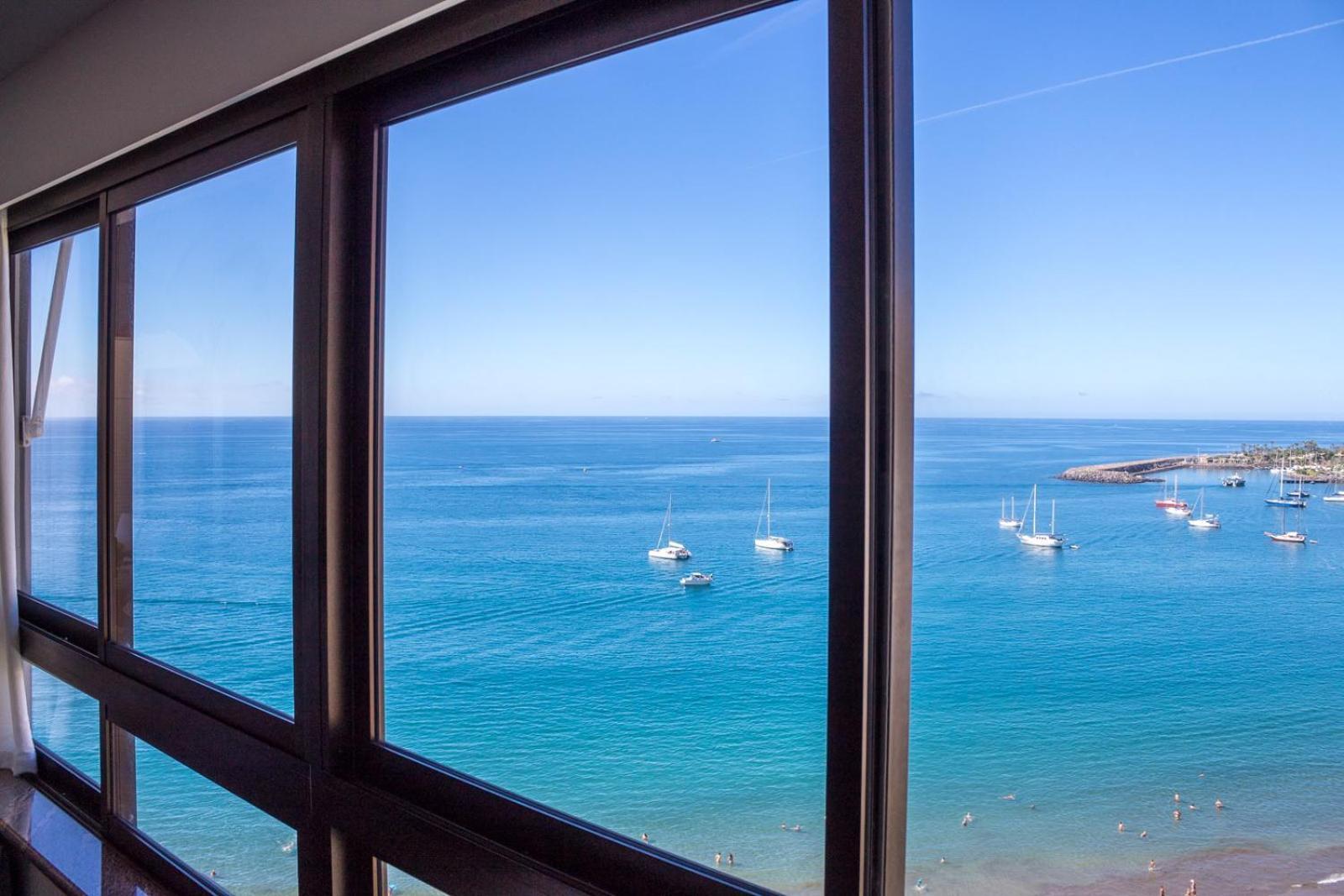 100 M2 Penthouse On The Beach. ปาตาลาวากา ภายนอก รูปภาพ